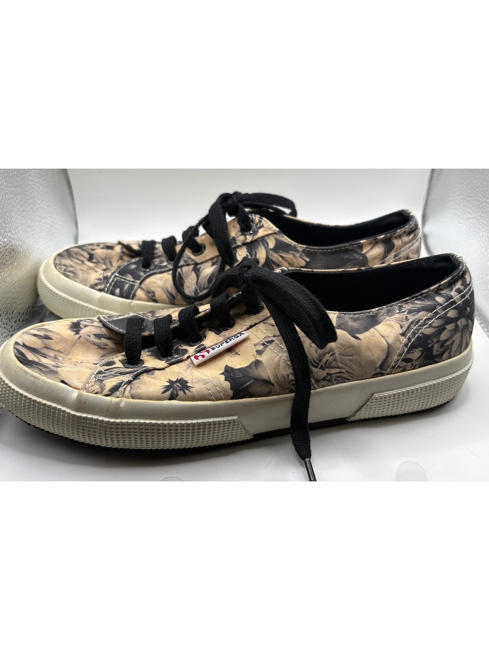 Superga 2750 Black/Tan Floral Tropical Canvas Low Top Sneakers EU 38 / US W 7.5